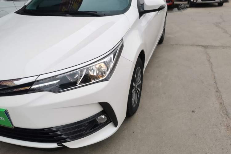 Used Toyota Corolla 2017 Revised Version 1.2T S-CVT GL-i Left Front Headlight