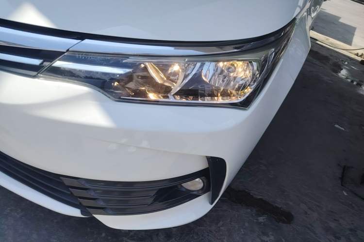 Used Toyota Corolla 2017 Revised Version 1.2T S-CVT GL-i Left Front Headlight