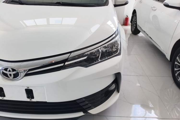 Used Toyota Corolla 2017 Revised Version 1.2T S-CVT GL Left Front Headlight