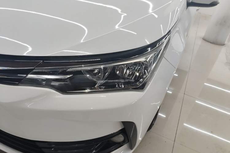 Used Toyota Corolla 2017 Revised Version 1.2T S-CVT GL-i Left Front Headlight