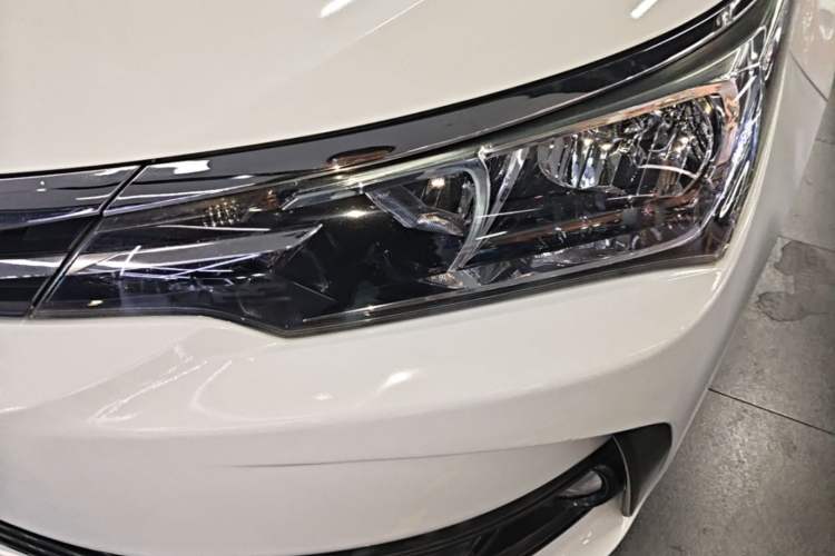 Used Toyota Corolla 2017 Revised Version 1.2T S-CVT GL-i Left Front Headlight