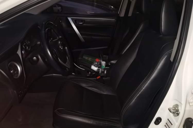 Used Toyota Corolla 2017 Revised Dual-Engine 1.8L E-CVT Elite Edition Left Front Seat