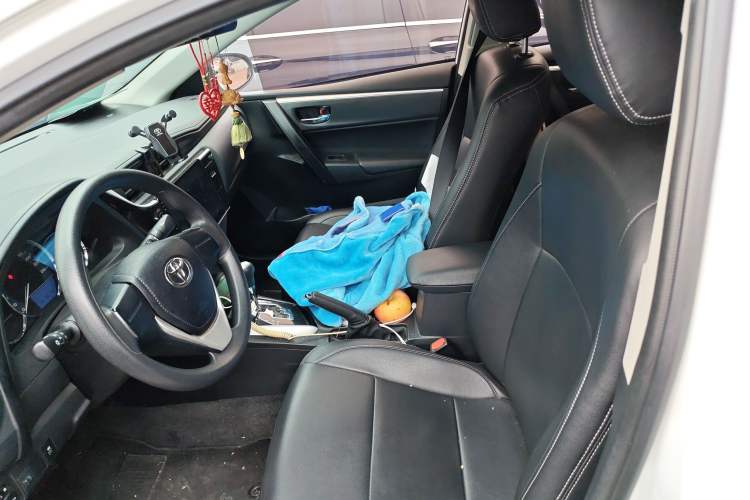 Used Toyota Corolla 2017 Revised Version 1.2T S-CVT GL Left Front Seat