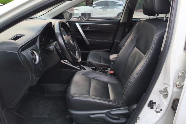 Used Toyota Corolla 2017 Revised Dual-Engine 1.8L E-CVT Elite Edition Left Front Seat