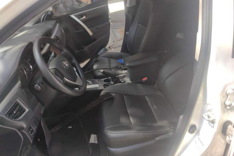 Used Toyota Corolla 2017 Revised Version 1.6L S-CVT GL Left Front Seat