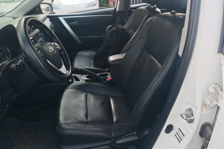 Used Toyota Corolla 2017 Revised Dual-Engine 1.8L E-CVT Elite Edition Left Front Seat