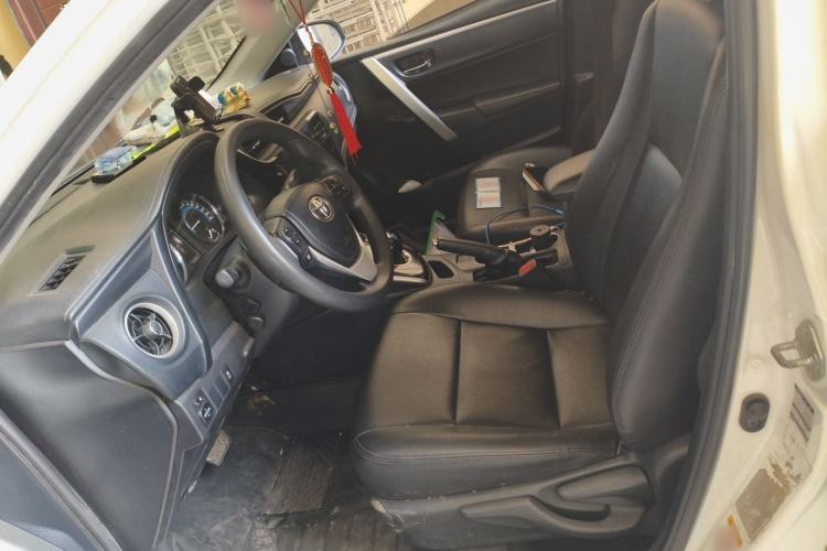 Used Toyota Corolla 2017 Revised Dual-Engine 1.8L E-CVT Leading Edition Left Front Seat
