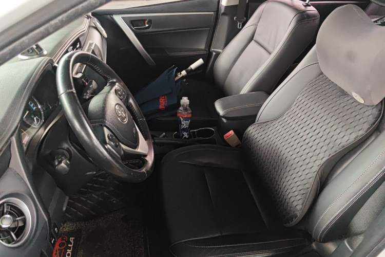 Used Toyota Corolla 2017 Revised Dual-Engine 1.8L E-CVT Elite Edition Left Front Seat