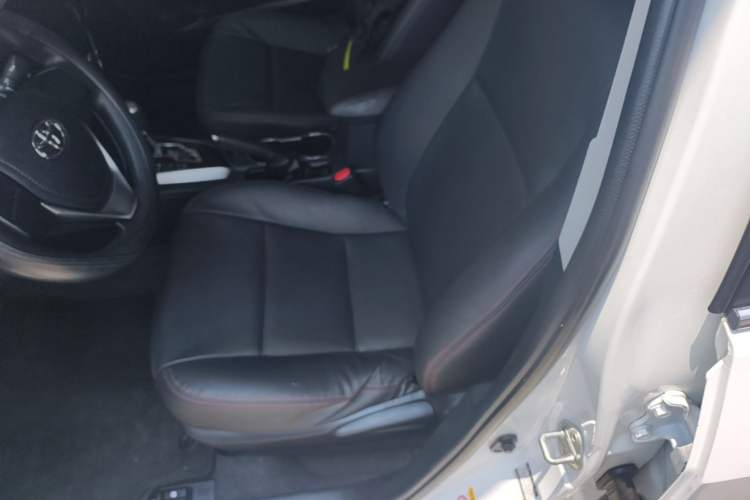 Used Toyota Corolla 2017 1.6L CVT GL Left Front Seat