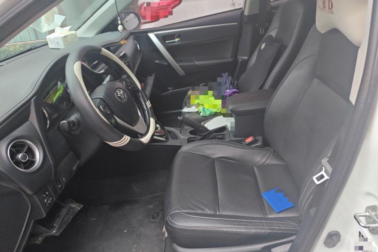 Used Toyota Corolla 2017 Revised Dual-Engine 1.8L E-CVT Elite Edition Left Front Seat