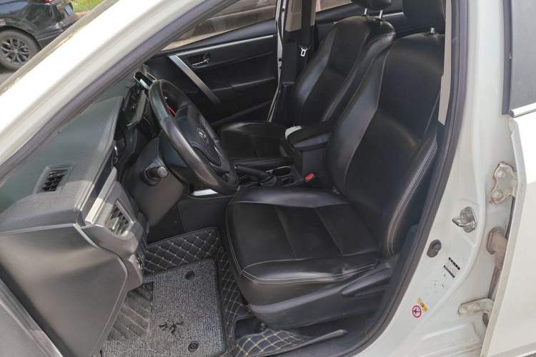 Used Toyota Corolla 2017 1.6L CVT GL Left Front Seat