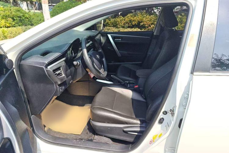 Used Toyota Corolla 2017 1.6L CVT GL Left Front Seat