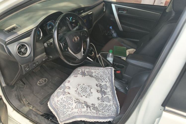 Used Toyota Corolla 2017 Revised Dual-Engine 1.8L E-CVT Elite Edition Left Front Seat