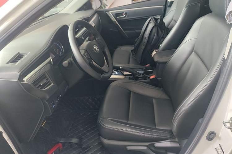 Used Toyota Corolla 2017 1.2T CVT GL-i Leather Edition Left Front Seat