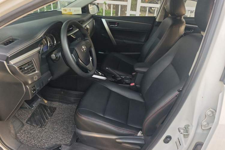 Used Toyota Corolla 2017 1.6L CVT GL Left Front Seat