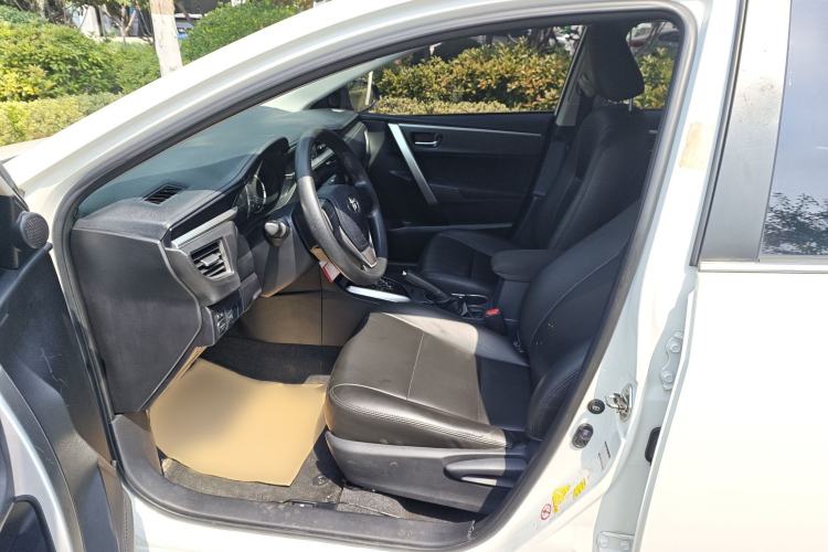Used Toyota Corolla 2017 1.6L CVT GL Left Front Seat