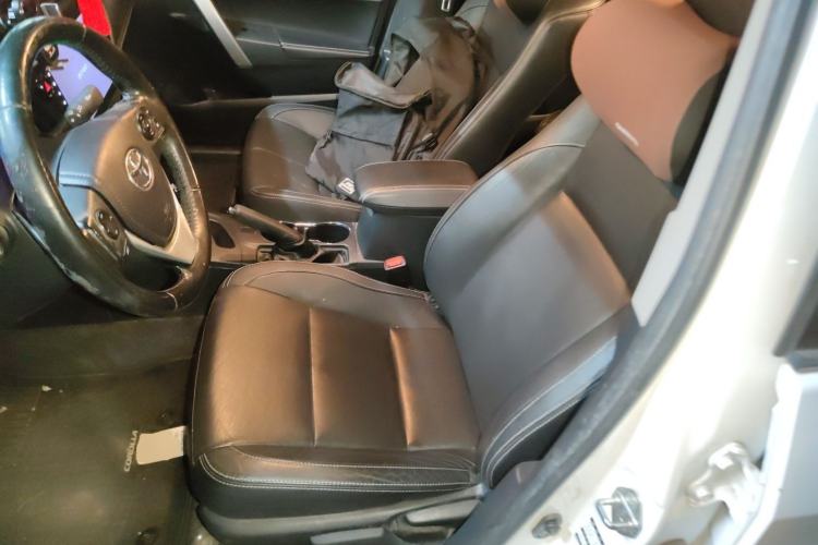 Used Toyota Corolla 2017 Revised Dual-Engine 1.8L E-CVT Elite Edition Left Front Seat