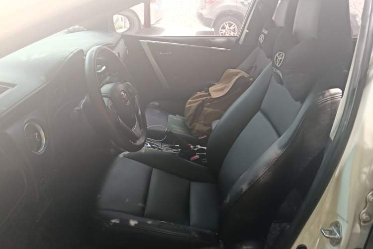 Used Toyota Corolla 2017 Revised Version 1.2T S-CVT GL-i Leather Edition Left Front Seat