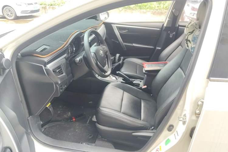 Used Toyota Corolla 2017 1.6L CVT GL Left Front Seat