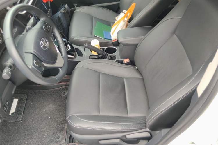 Used Toyota Corolla 2017 Revised Dual-Engine 1.8L E-CVT Elite Edition Left Front Seat