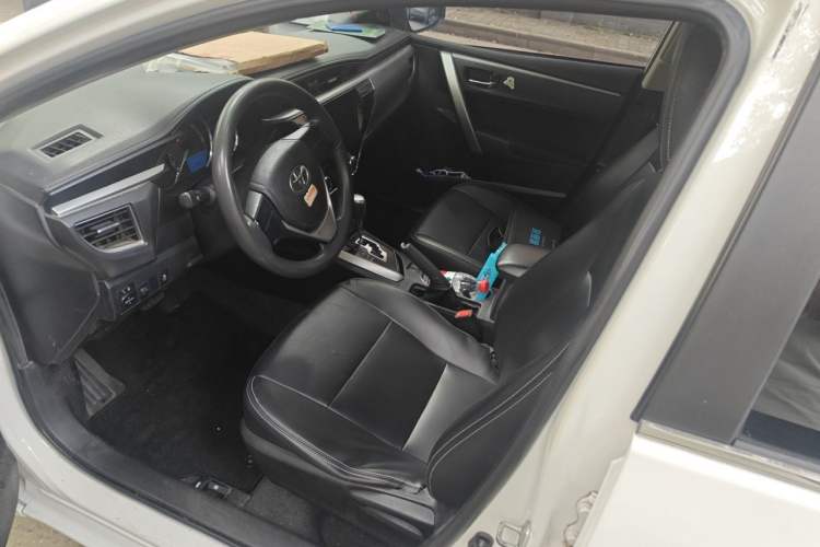 Used Toyota Corolla 2017 1.2T CVT GL Left Front Seat