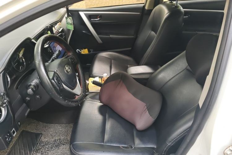 Used Toyota Corolla 2017 Revised Dual-Engine 1.8L E-CVT Luxury Edition Left Front Seat