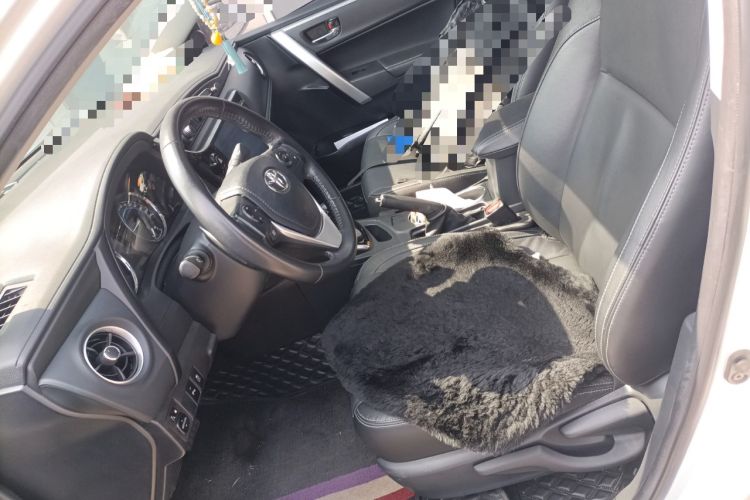 Used Toyota Corolla 2017 Revised Dual-Engine 1.8L E-CVT Elite Edition Left Front Seat