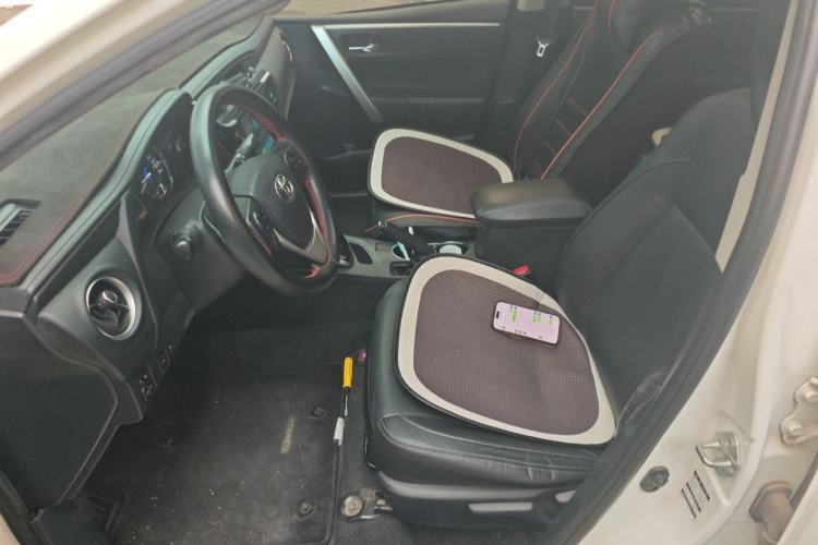 Used Toyota Corolla 2017 Revised Dual-Engine 1.8L E-CVT Elite Edition Left Front Seat