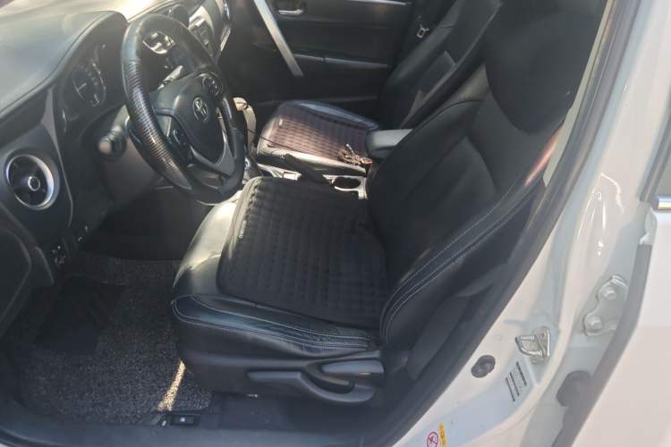 Used Toyota Corolla 2017 Revised Dual-Engine 1.8L E-CVT Elite Edition Left Front Seat