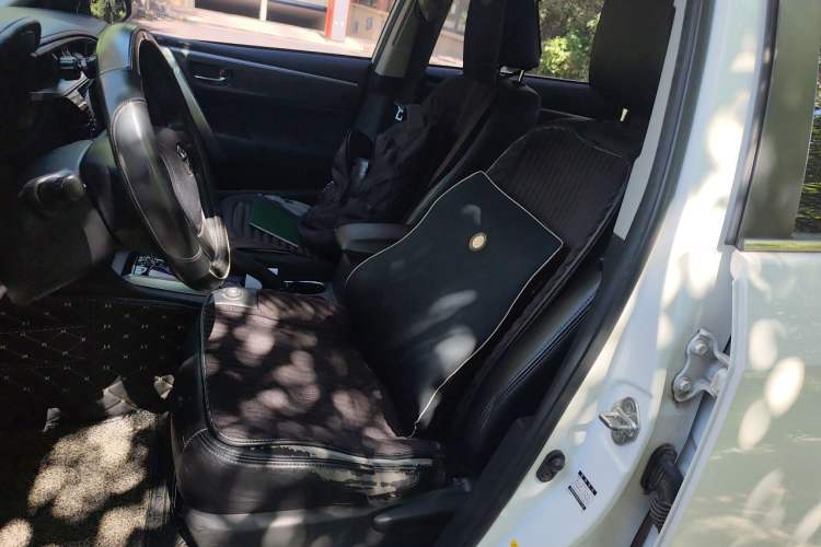 Used Toyota Corolla 2017 1.6L CVT GL Left Front Seat