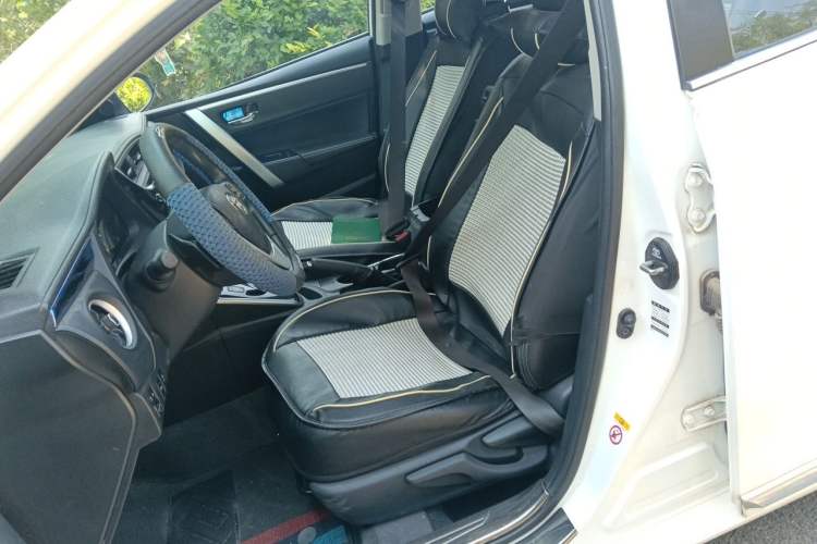 Used Toyota Corolla 2017 Revised Dual-Engine 1.8L E-CVT Elite Edition Left Front Seat