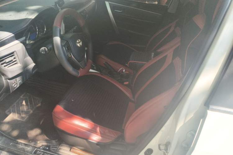 Used Toyota Corolla 2017 1.6L CVT GL Left Front Seat