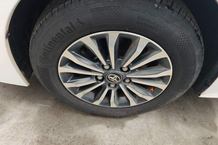 Used Toyota Corolla 2017 Revised Version 1.2T S-CVT GL-i Left Front Wheel Hub