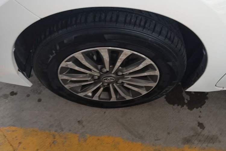 Used Toyota Corolla 2017 Revised Version 1.2T S-CVT GL Left Front Wheel Hub