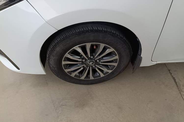 Used Toyota Corolla 2017 Revised Version 1.2T S-CVT GL Left Front Wheel Hub