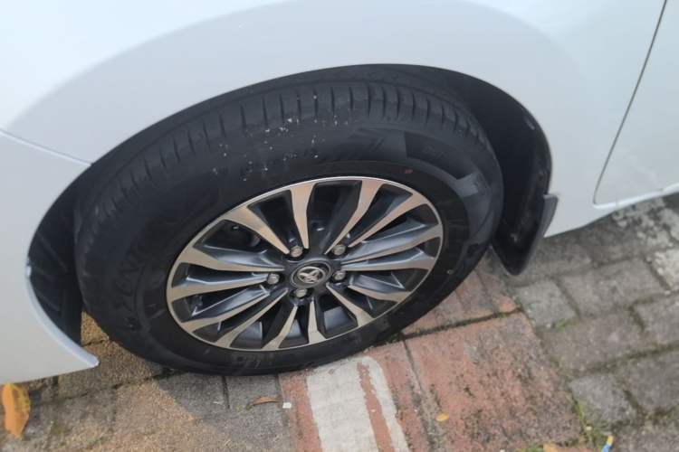Used Toyota Corolla 2017 Revised Version 1.2T S-CVT GL-i Left Front Wheel Hub