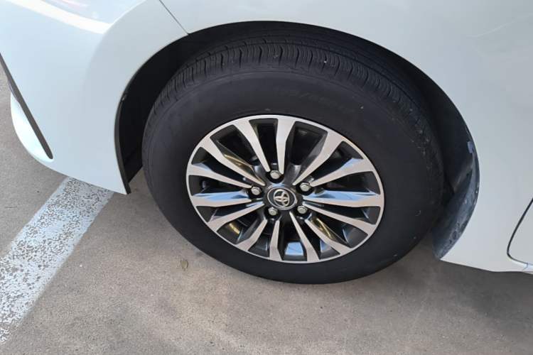Used Toyota Corolla 2017 Revised Version 1.2T S-CVT GL-i Left Front Wheel Hub