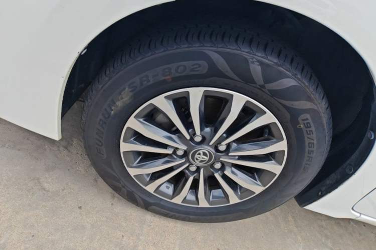 Used Toyota Corolla 2017 Revised Version 1.2T S-CVT GL Left Front Wheel Hub