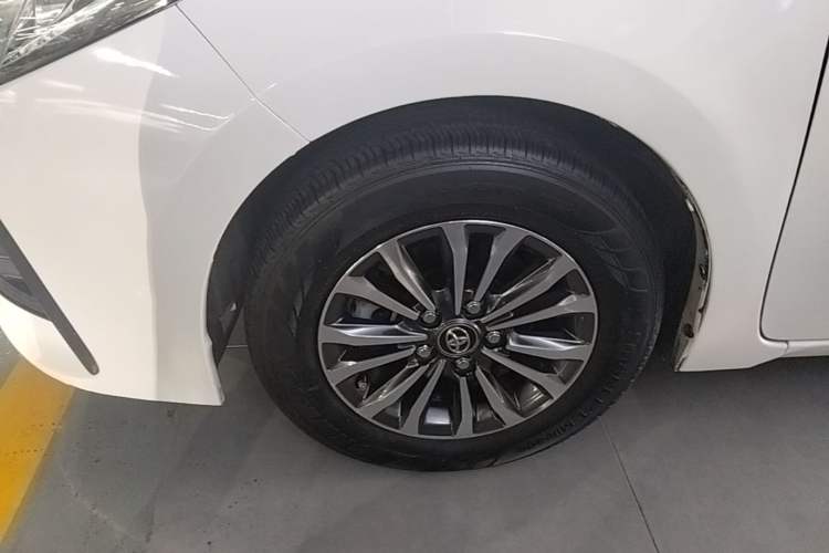 Used Toyota Corolla 2017 Revised Version 1.2T S-CVT GL Left Front Wheel Hub