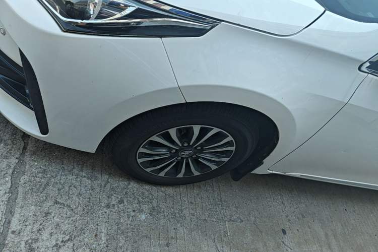Used Toyota Corolla 2017 Revised Version 1.2T S-CVT GL-i Left Front Wheel Hub