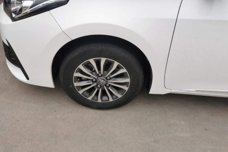 Used Toyota Corolla 2017 Revised Version 1.2T S-CVT GL-i Left Front Wheel Hub