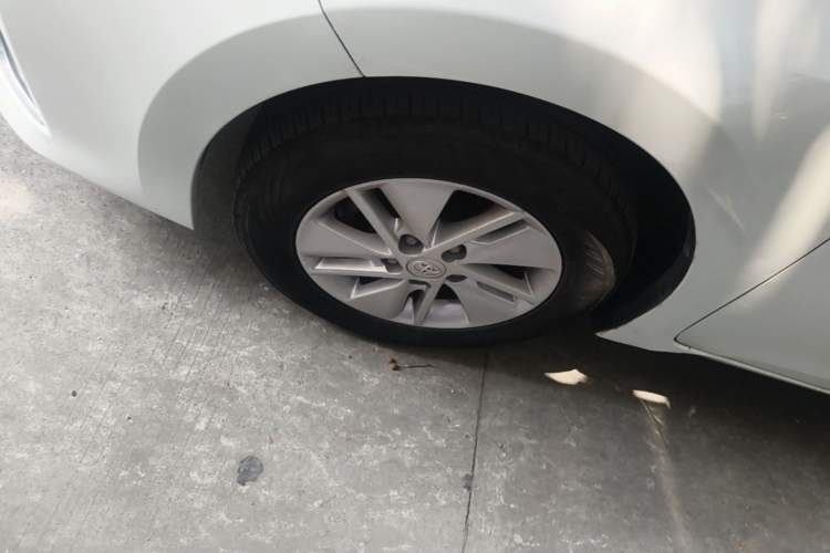 Used Toyota Corolla 2017 Revised Version 1.6L S-CVT GL Left Front Wheel Hub
