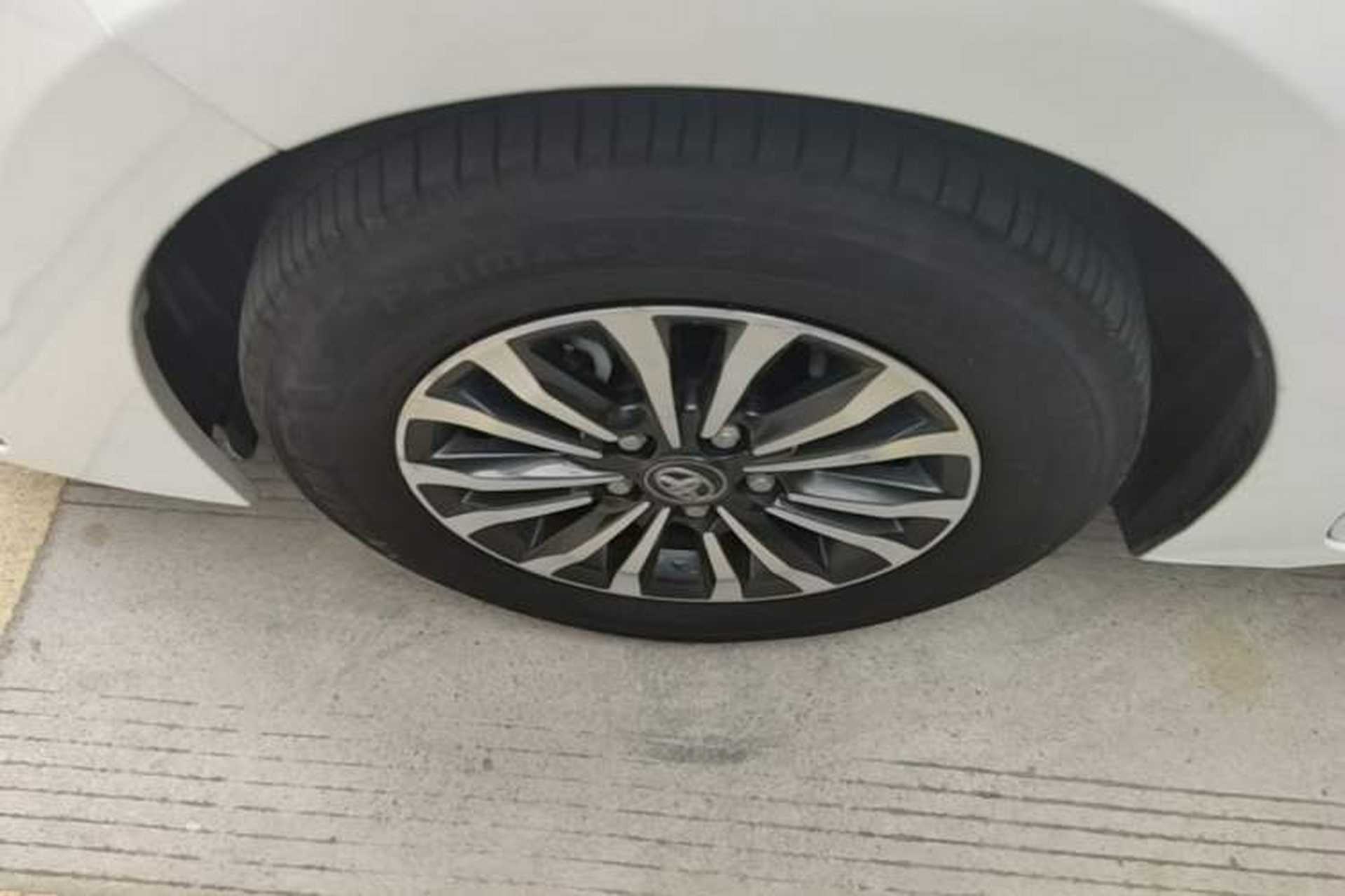 Used Toyota Corolla 2017 Revised Version 1.2T S-CVT GL-i Left Front Wheel Hub