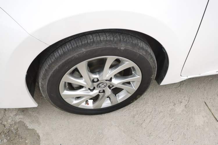 Used Toyota Corolla 2017 Revised Version 1.2T S-CVT GL-i Leather Edition Left Front Wheel Hub