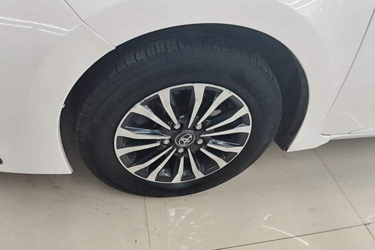Used Toyota Corolla 2017 Revised Version 1.2T S-CVT GL-i Left Front Wheel Hub