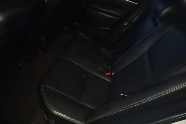 Used Toyota Corolla 2017 Revised Dual-Engine 1.8L E-CVT Elite Edition Left Rear Seat