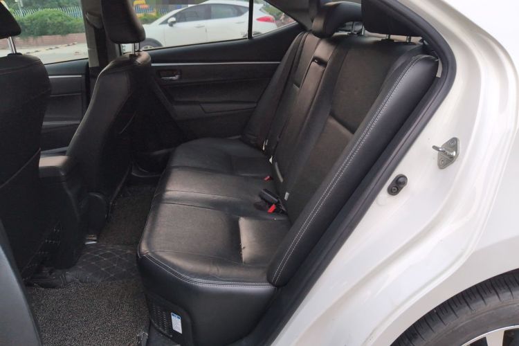 Used Toyota Corolla 2017 Revised Dual-Engine 1.8L E-CVT Elite Edition Left Rear Seat