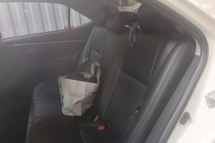 Used Toyota Corolla 2017 1.2T CVT GL Left Rear Seat