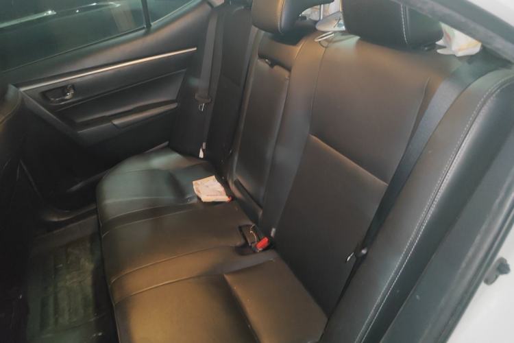 Used Toyota Corolla 2017 Revised Dual-Engine 1.8L E-CVT Elite Edition Left Rear Seat