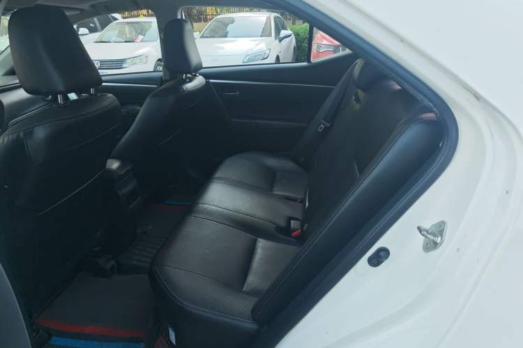 Used Toyota Corolla 2017 Revised Dual-Engine 1.8L E-CVT Elite Edition Left Rear Seat